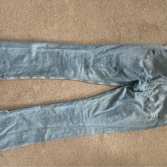 Zara Bell Bottom Jeans - Picture 3 of 5